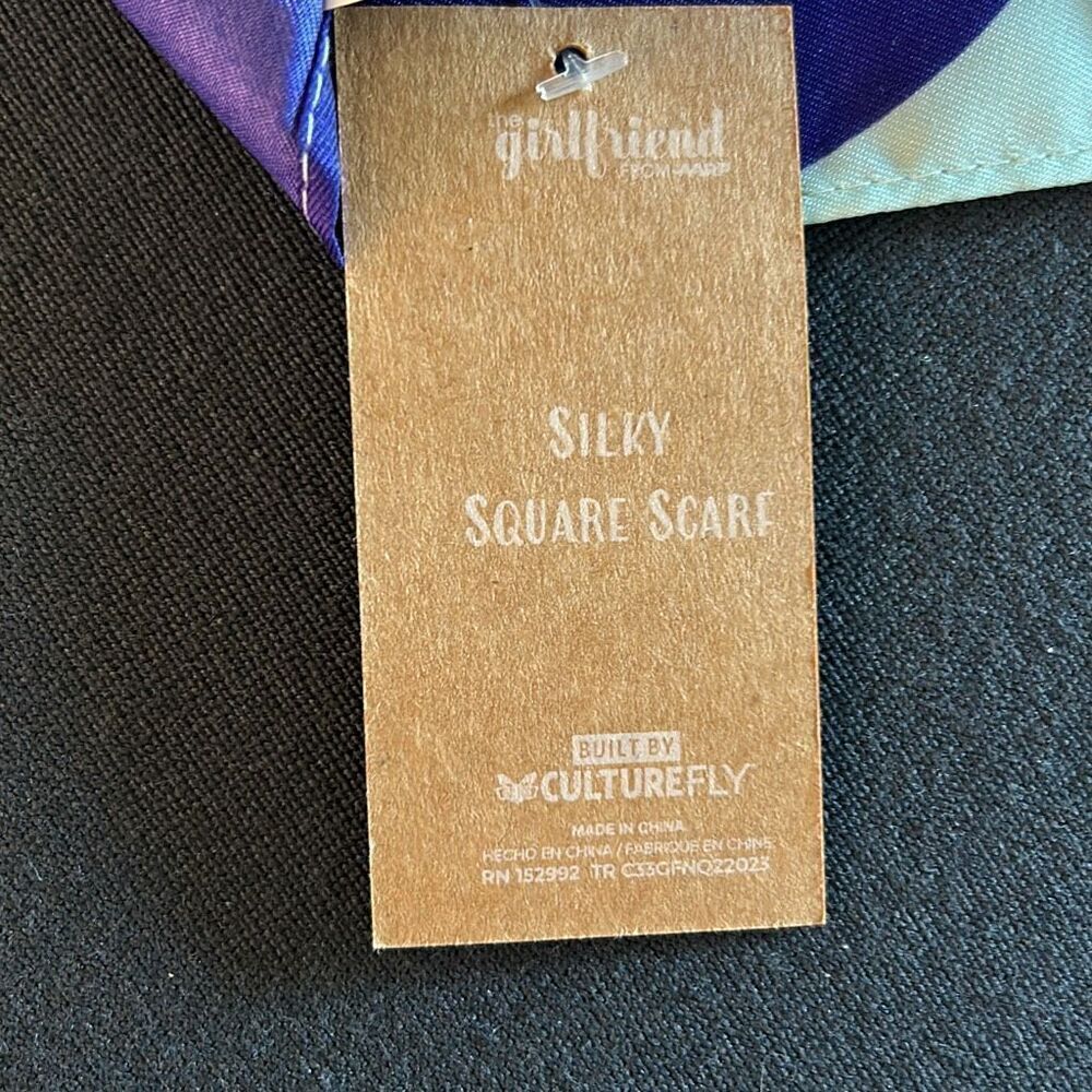 NWT Blue Scarf - Picture 5 of 5